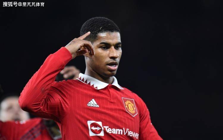 曼联前10号终于圆梦！主帅亲自点名促成转会，他来到了诺坎普